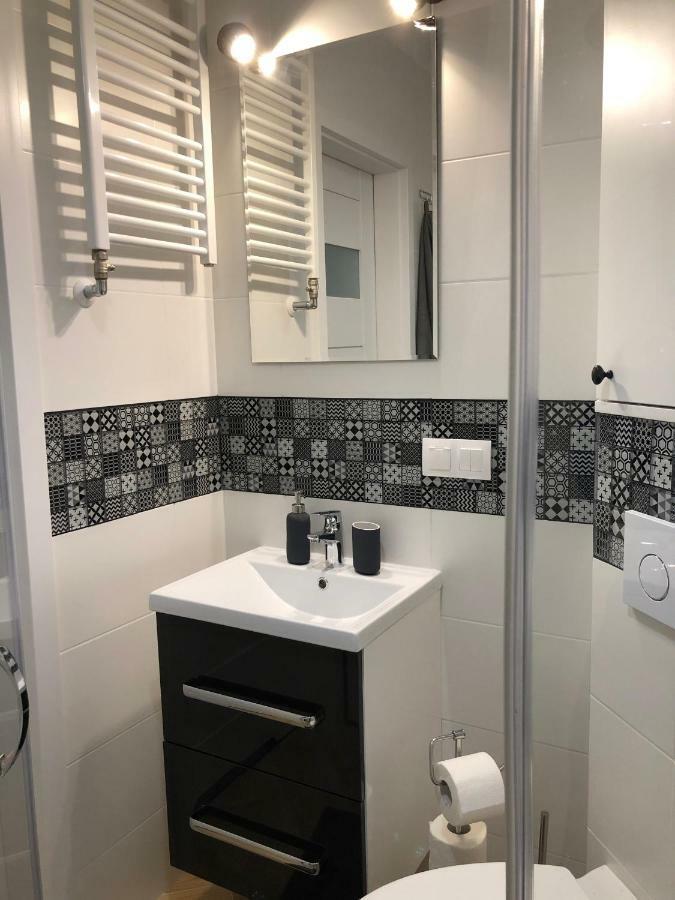 Cr Cichy Apartament W Centrum 比亚韦斯托克 外观 照片